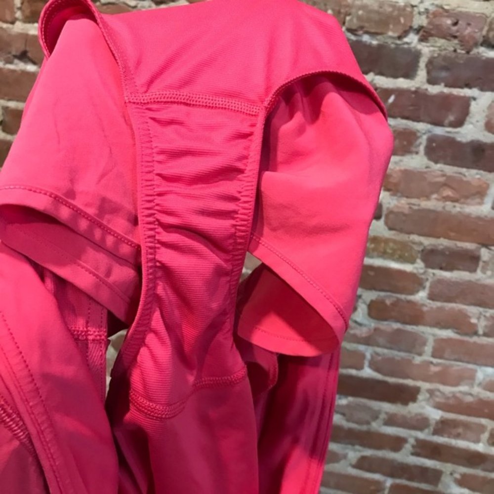 Lululemon Speed Short 2.5" Boom Juice Size 10 - Picture 8 of 8